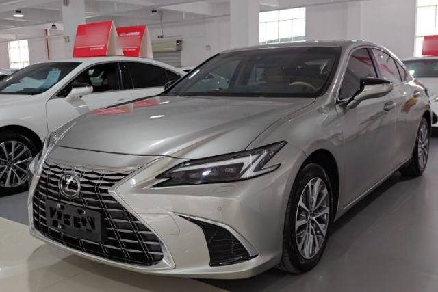 Used Lexus ES 2025 200 Premium Edition