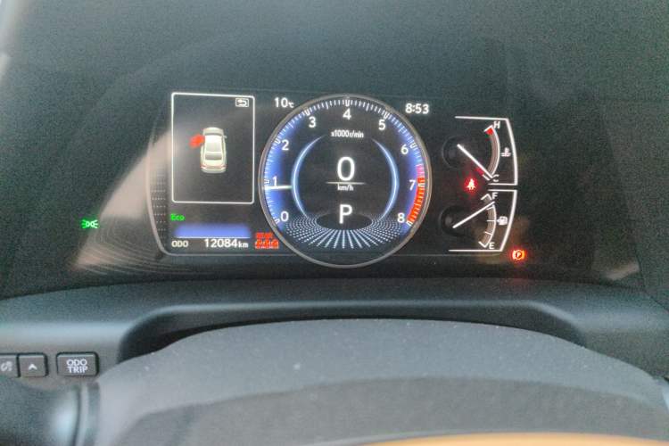 Used Lexus ES 2025 200 Premium Edition Odometer Close Up