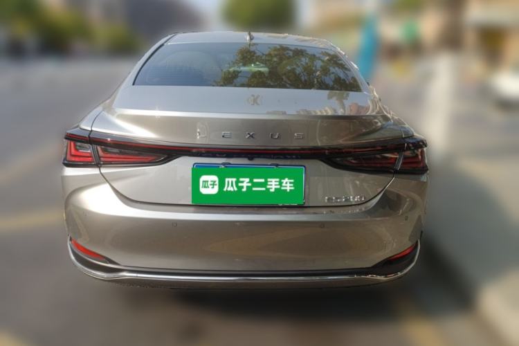 Used Lexus ES 2025 200 Premium Edition Rear