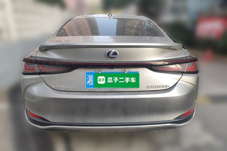 Used Lexus ES 2025 200 Premium Edition Rear
