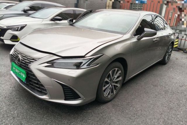 Used Lexus ES 2025 200 Premium Edition