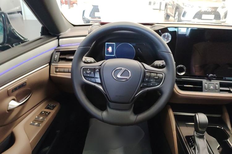 Used Lexus ES 2025 200 Premium Edition Steering Wheel