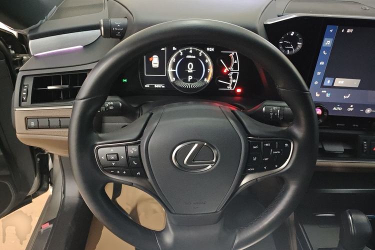 Used Lexus ES 2025 200 Premium Edition Steering Wheel
