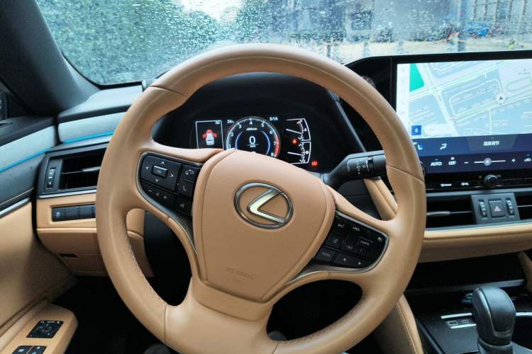 Used Lexus ES 2025 200 Premium Edition Steering Wheel