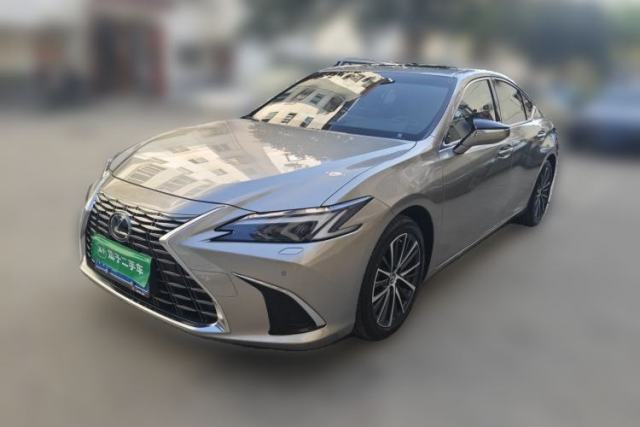 Used Lexus ES 2025 300h Deluxe Edition