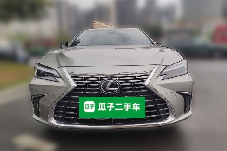 Used Lexus ES 2025 200 Premium Edition Front