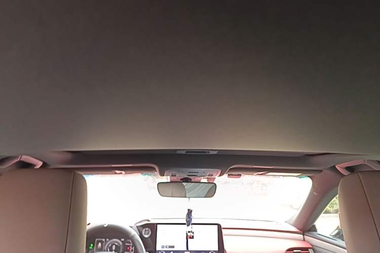 Used Lexus ES 2025 300h Deluxe Edition Headliner