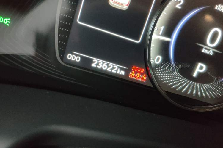 Used Lexus ES 2025 200 Premium Edition Odometer Close Up