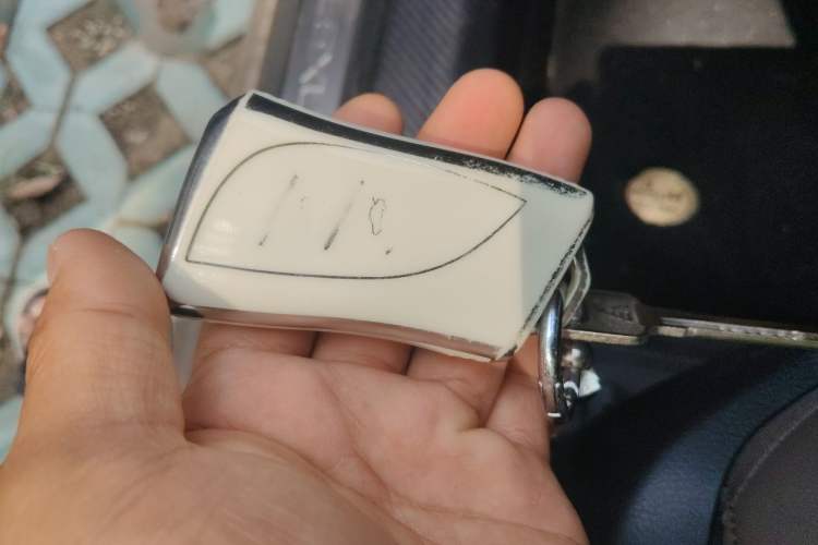 Used Lexus ES 2025 300h Deluxe Edition Vehicle Key