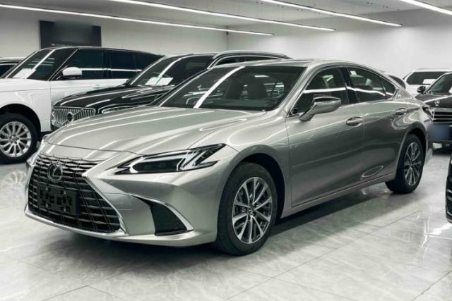 Used Lexus ES 2025 200 Premium Edition
