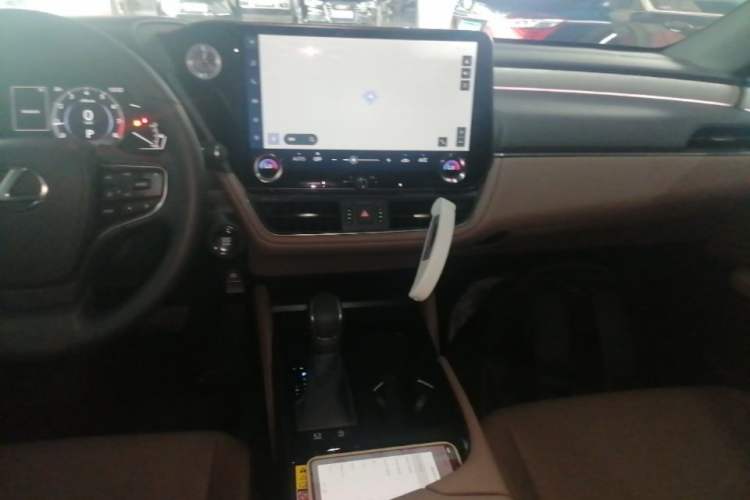 Used Lexus ES 2025 200 Premium Edition Audio And AC Panel