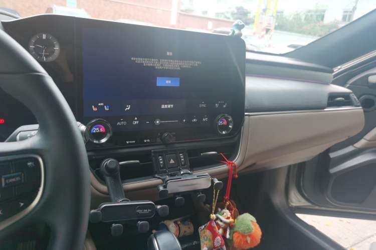 Used Lexus ES 2025 200 Premium Edition Audio And AC Panel