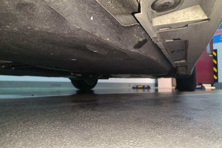 Used Lexus ES 2025 200 Premium Edition Chassis Front Left