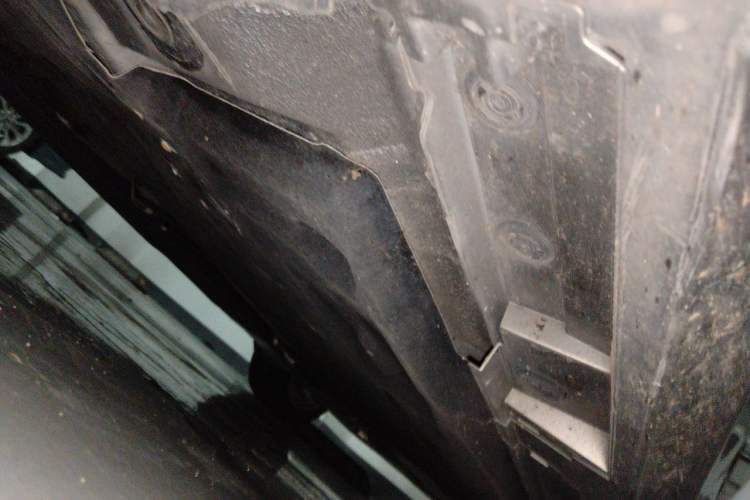 Used Lexus ES 2025 300h Deluxe Edition Chassis Front Left