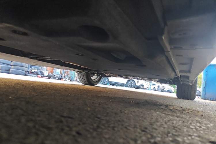 Used Lexus ES 2025 200 Premium Edition Chassis Front Left