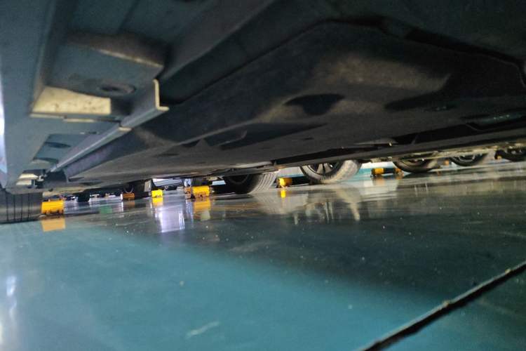 Used Lexus ES 2025 200 Premium Edition Chassis Front Right