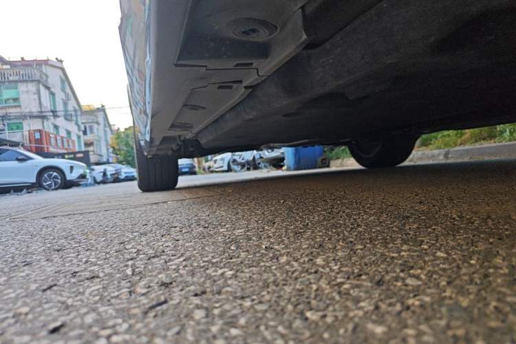Used Lexus ES 2025 200 Premium Edition Chassis Front Right