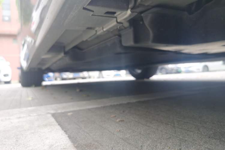 Used Lexus ES 2025 200 Premium Edition Chassis Rear Left