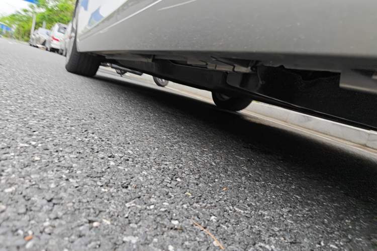 Used Lexus ES 2025 200 Premium Edition Chassis Rear Left