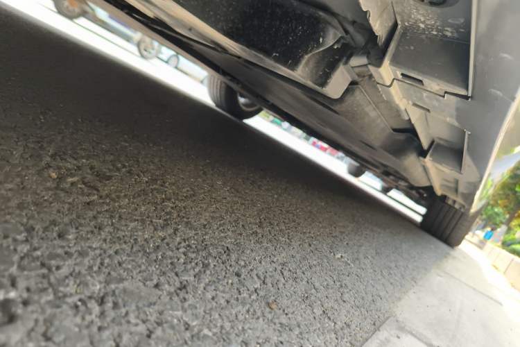 Used Lexus ES 2025 200 Premium Edition Chassis Rear Right