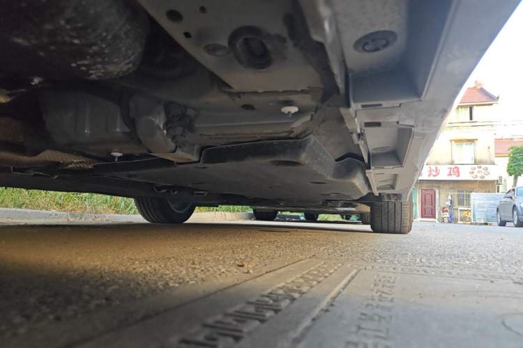 Used Lexus ES 2025 200 Premium Edition Chassis Rear Right