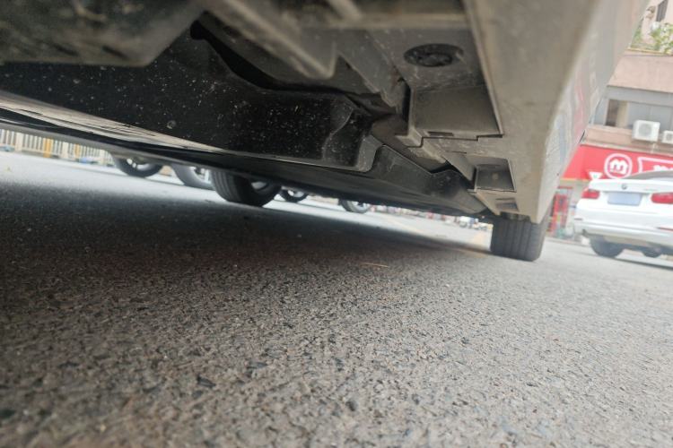 Used Lexus ES 2025 200 Premium Edition Chassis Rear Right