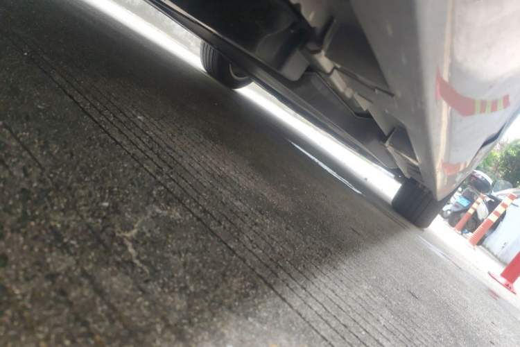 Used Lexus ES 2025 200 Premium Edition Chassis Rear Right