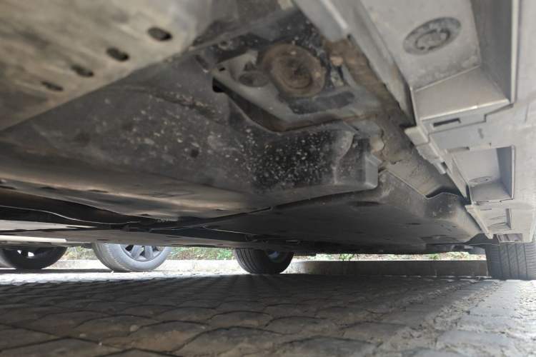 Used Lexus ES 2025 200 Premium Edition Chassis Rear Right