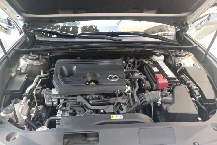 Used Lexus ES 2025 200 Premium Edition Engine Bay