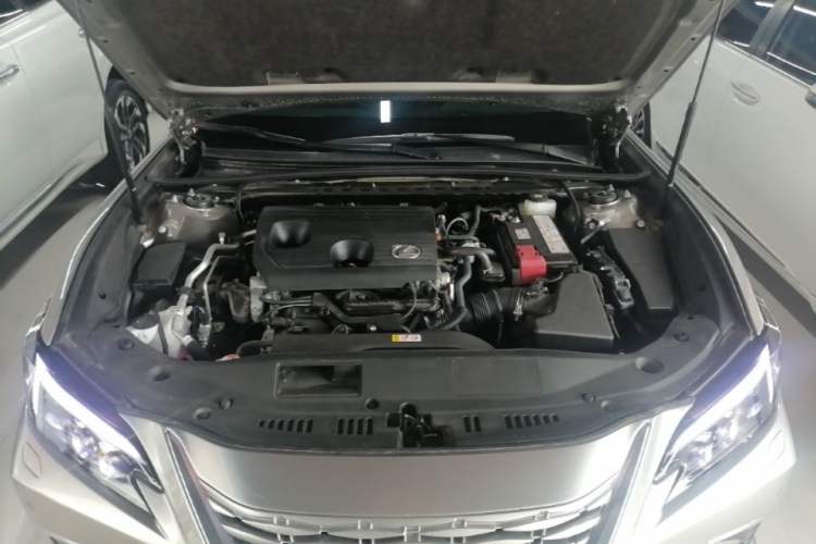 Used Lexus ES 2025 200 Premium Edition Engine Bay