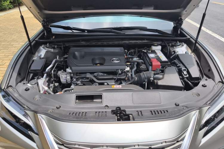 Used Lexus ES 2025 200 Premium Edition Engine Bay
