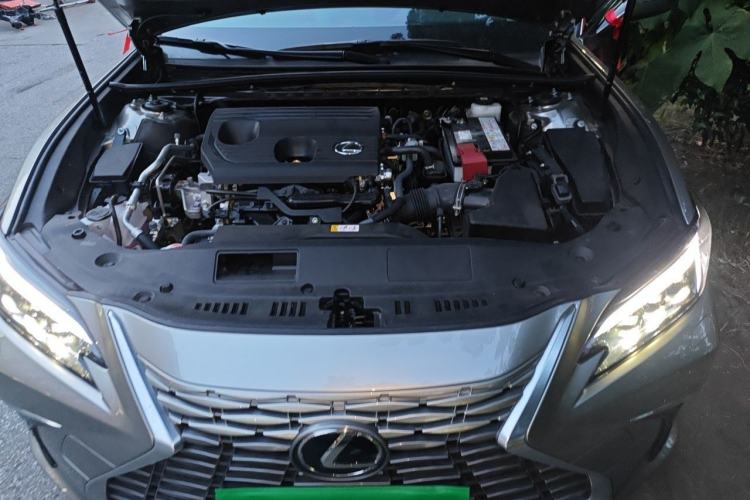 Used Lexus ES 2025 200 Premium Edition Engine Bay