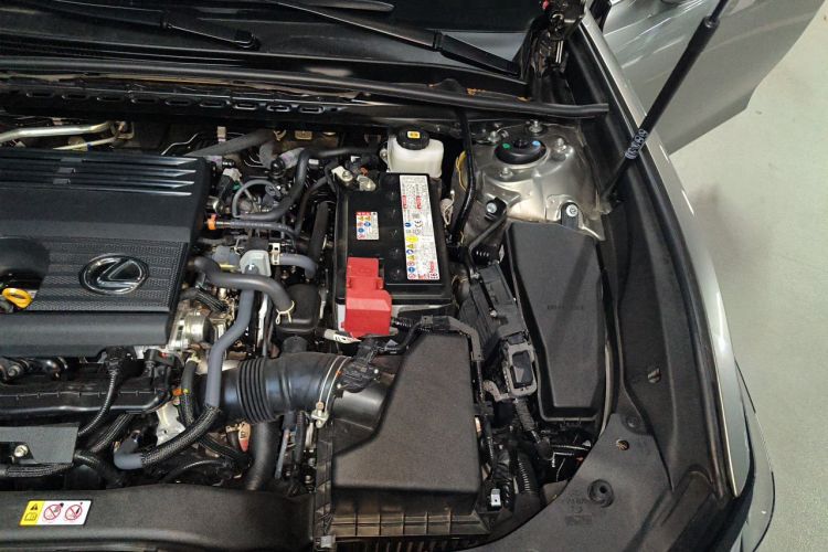 Used Lexus ES 2025 200 Premium Edition Engine Bay Left