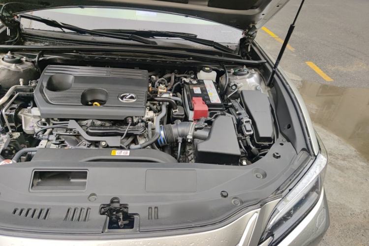Used Lexus ES 2025 200 Premium Edition Engine Bay Left