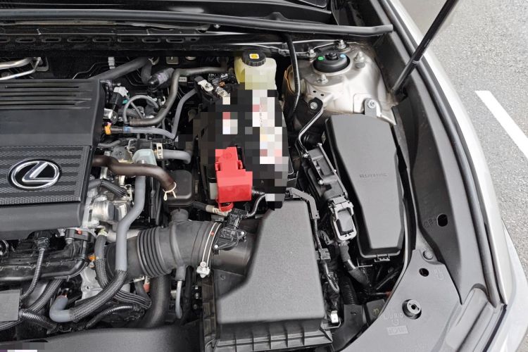 Used Lexus ES 2025 200 Premium Edition Engine Bay Left