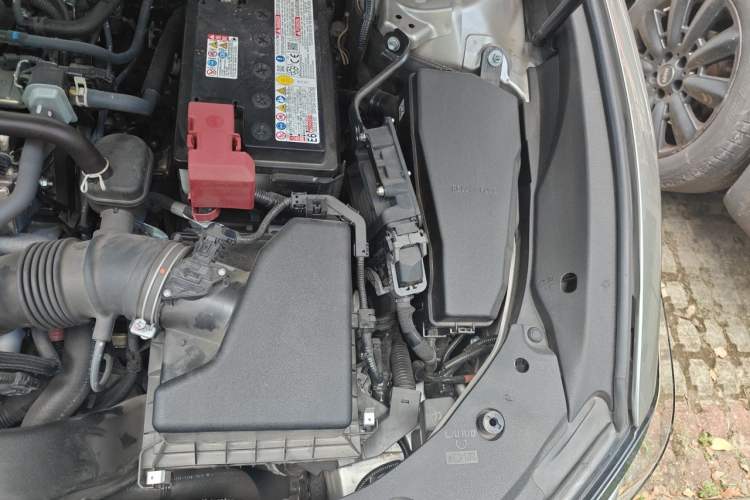 Used Lexus ES 2025 200 Premium Edition Engine Bay Left
