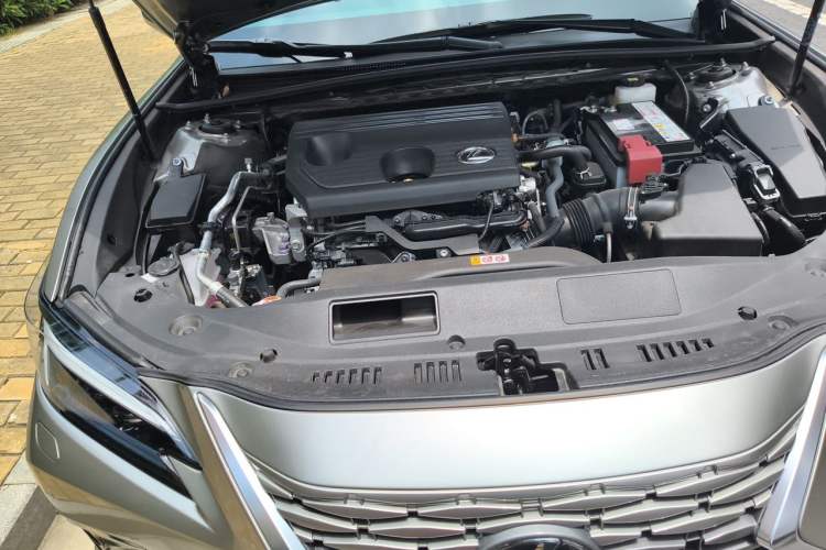 Used Lexus ES 2025 200 Premium Edition Engine Bay Right