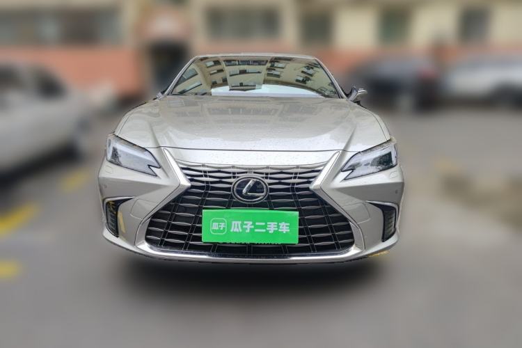 Used Lexus ES 2025 200 Premium Edition Front
