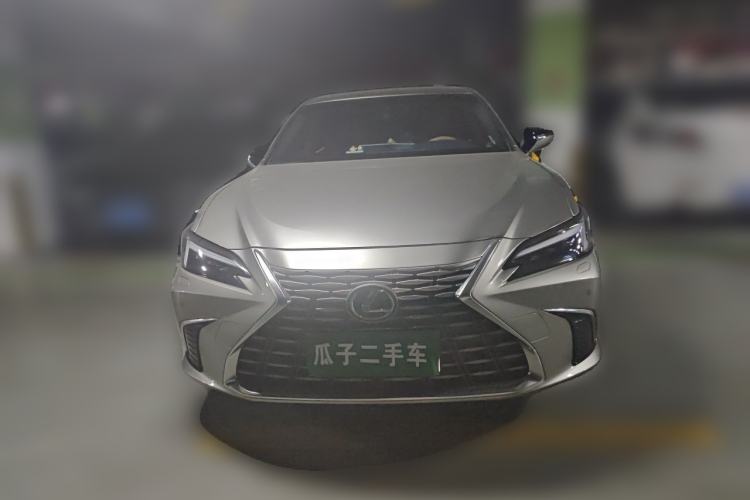 Used Lexus ES 2025 200 Premium Edition Front
