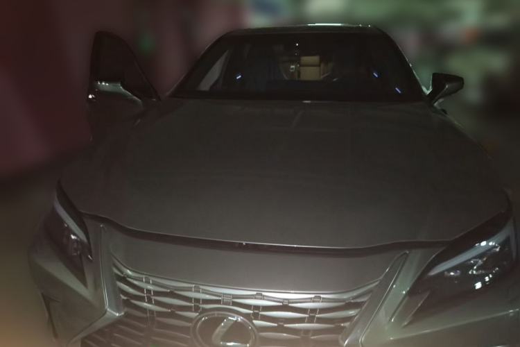 Used Lexus ES 2025 200 Premium Edition Front