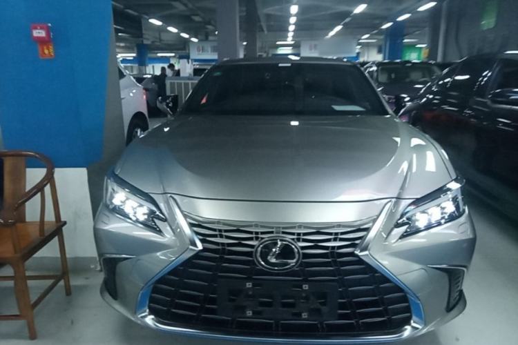 Used Lexus ES 2025 200 Premium Edition Front