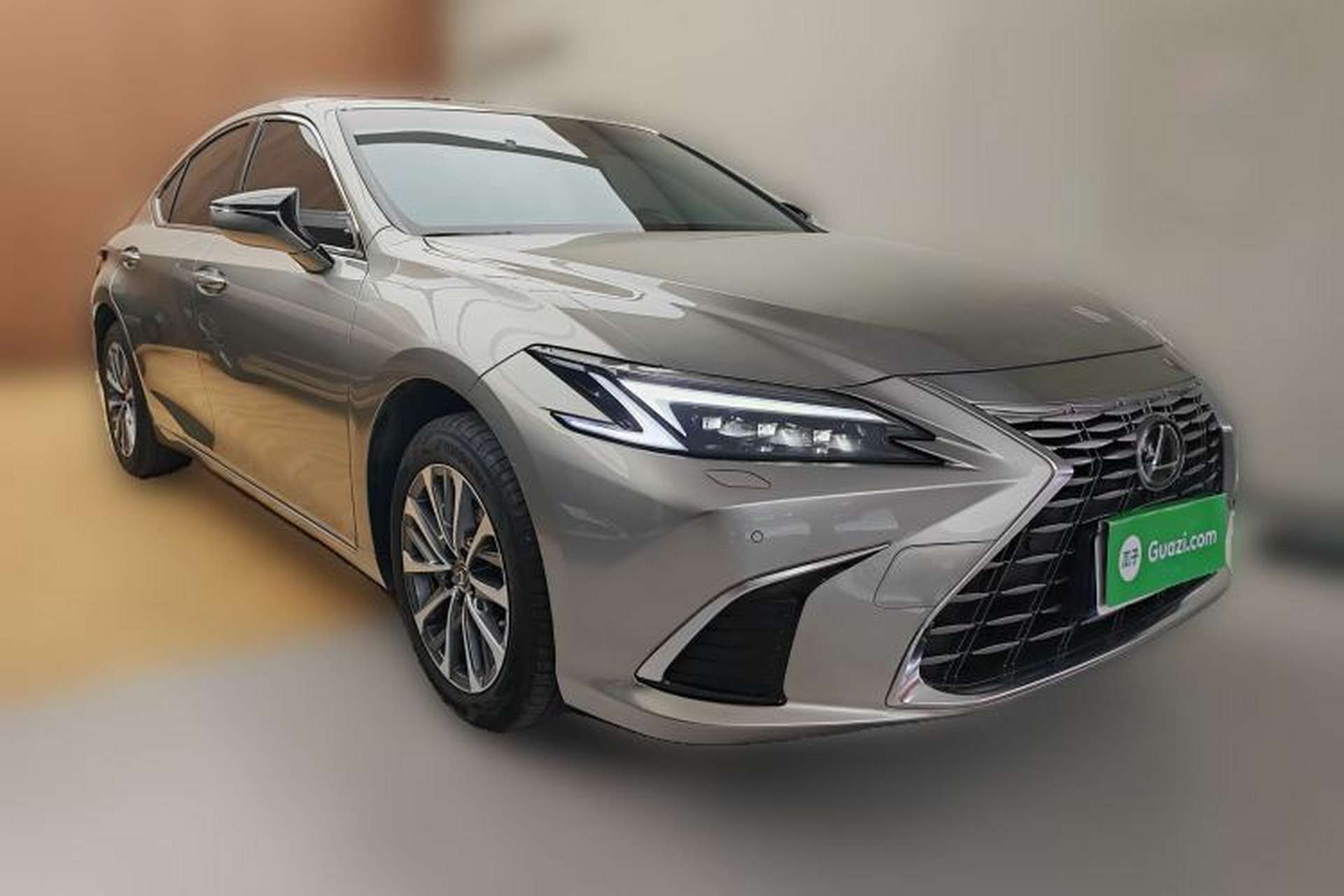 Used Lexus ES 2025 200 Premium Edition Front Right 45 Deg