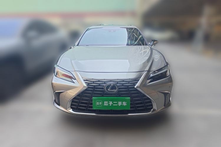 Used Lexus ES 2025 200 Premium Edition Front