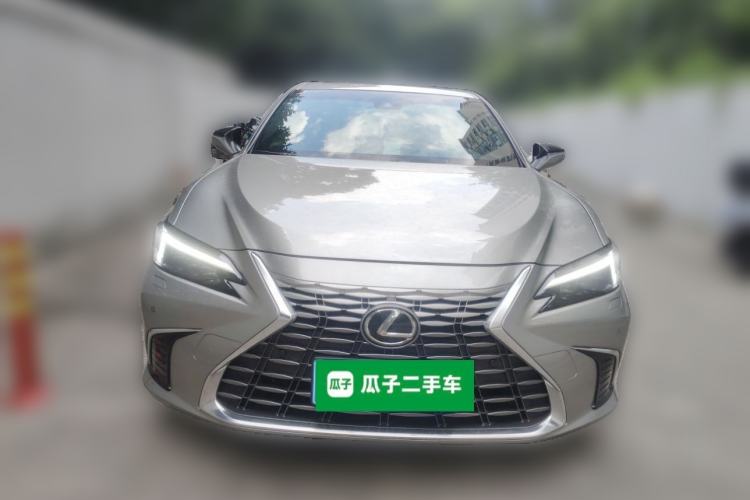 Used Lexus ES 2025 200 Premium Edition Front