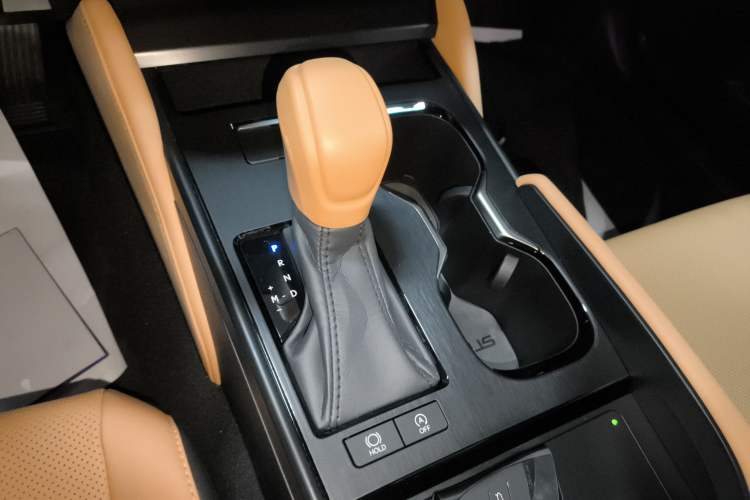 Used Lexus ES 2025 200 Premium Edition Gear Lever