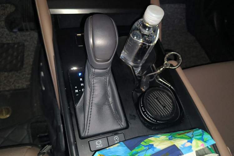 Used Lexus ES 2025 200 Premium Edition Gear Lever