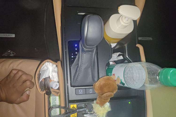Used Lexus ES 2025 200 Premium Edition Gear Lever