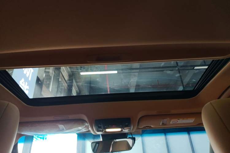 Used Lexus ES 2025 200 Premium Edition Headliner