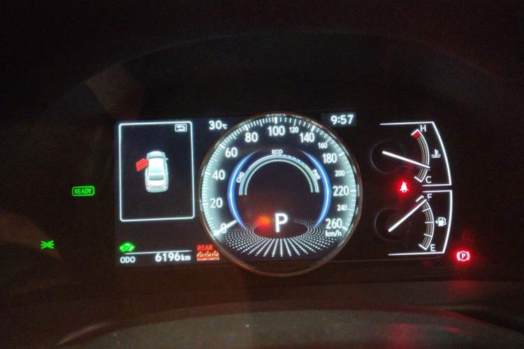 Used Lexus ES 2025 300h Deluxe Edition Instrument Cluster