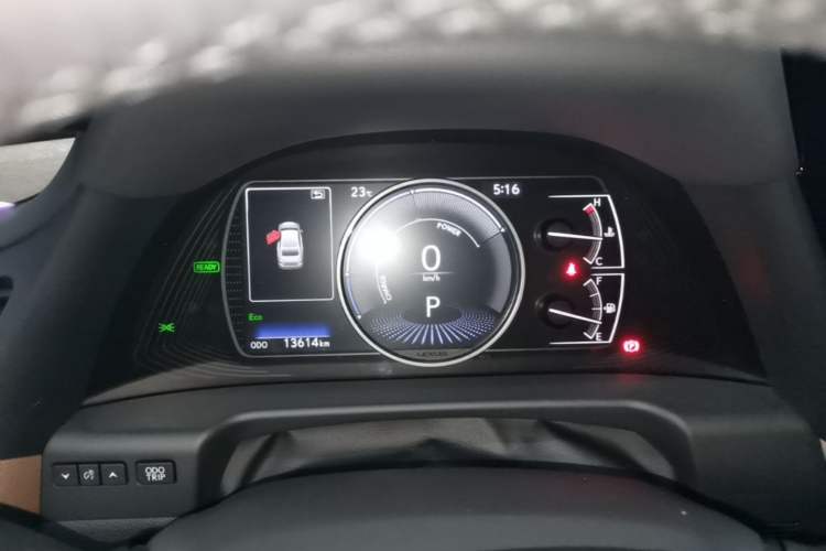 Used Lexus ES 2025 300h Deluxe Edition Instrument Cluster